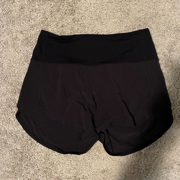 Lulu Lemon black shorts size 6 - Picture 1 of 3